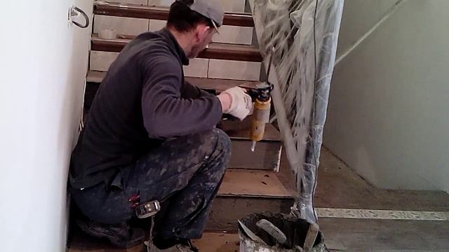 3 Облицовка лестницы плиткой это просто смотреть онлайн