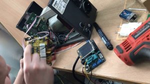 Необычная поломка стабилизатора напряжения ExeGate DCR-2000D. Ремонтировал два раза.