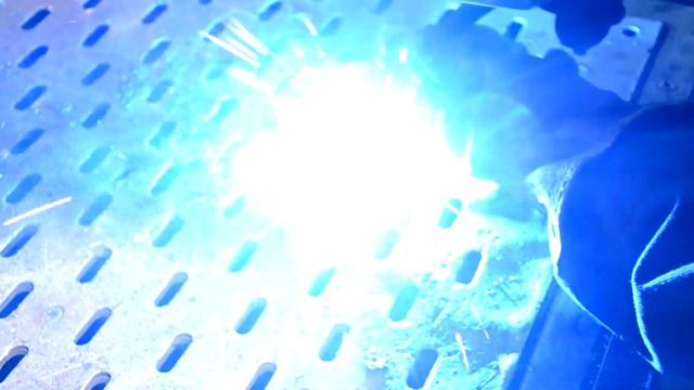 Сварочный полуавтомат Torros MIG 200B (M2002). Как варит металл, тест ПН, обзор