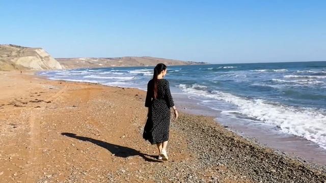 Заброшенные керченские пляжи (снято на смартфон Huawei mate 20 lite) смотреть онлайн