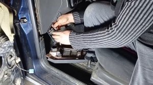 Как снять переключатель света фар Ford Focus 1 седан американец #RAZNOBOY #FordFocus1 #фордфокус1