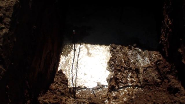 Монтаж дренажного колодца