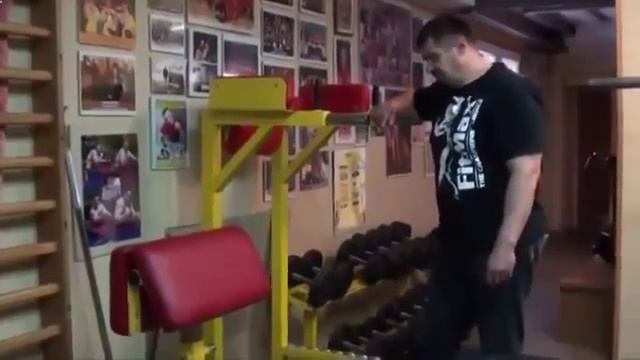 Как накачать крылья на брусьях смотреть онлайн