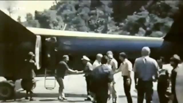 Amerikas geheimer Krieg in Laos - 4 - Die groesste Militaeroperation der CIA смотреть онлайн