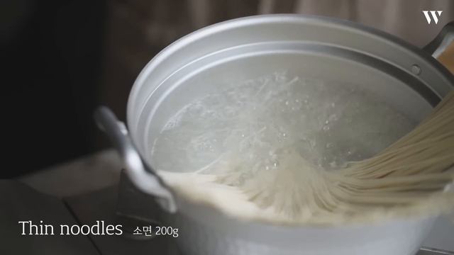 젓가락을 멈출 수 없어요~ 간장비빔국수 : Korean Noodles With Soy Sauce [아내의 식탁]