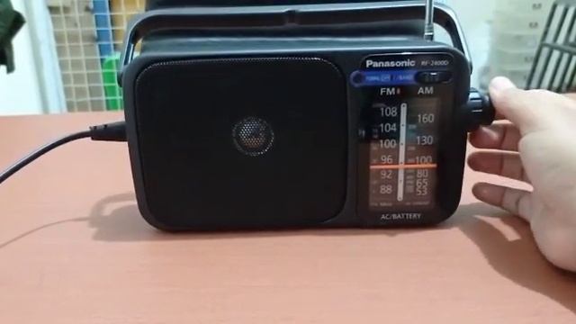 Radio Panasonic RF-2400D 100% Original смотреть онлайн