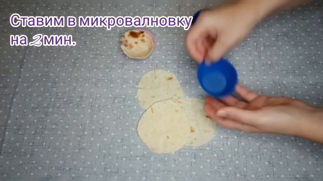Салат с курицей, ананасами и кукурузой#вкусный салат,салаты, смотреть онлайн