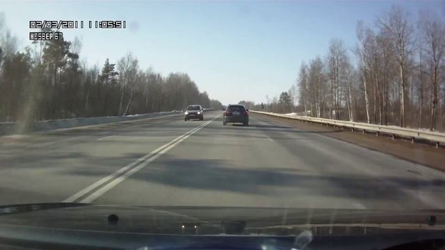 Автомобильный видеорегистратор Каркам Q2 на трассе смотреть онлайн