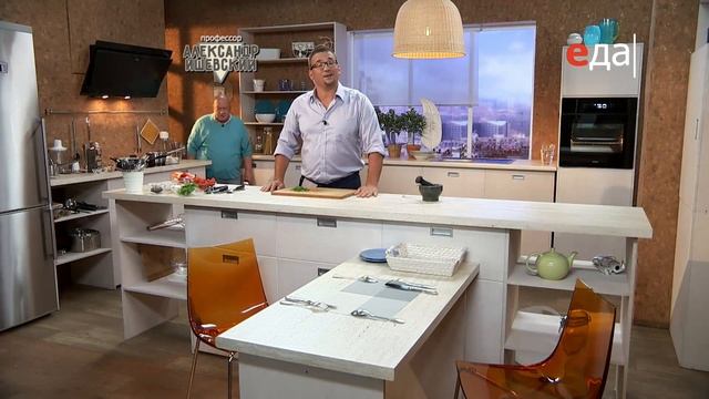 Рагу из консервированной говядины с фасолью и чили кон карне по-петербургски | Дежурный по кухне смотреть онлайн