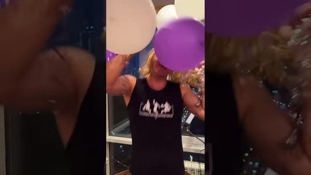 Сюрприз от Маринки смотреть онлайн