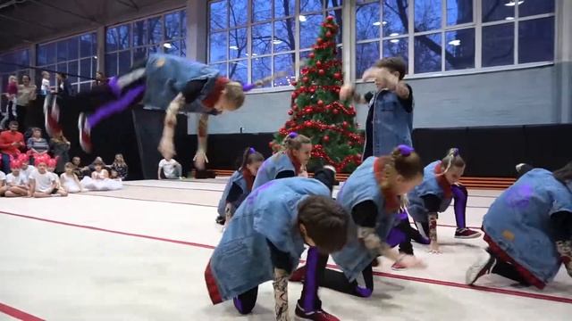 Новый год Gymnastic Club 2019 смотреть онлайн