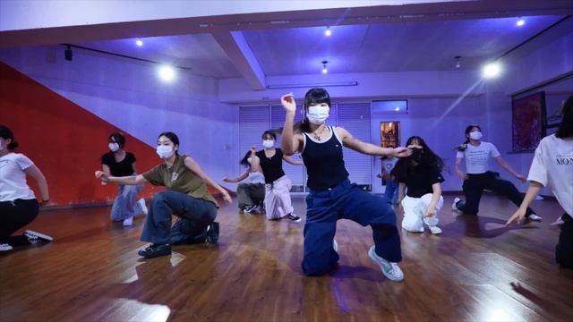 Kiri Vogue Class | Ultra Nate - Free | 보깅 смотреть онлайн
