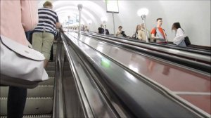 Станция метро «Политехническая»