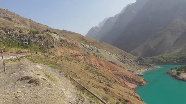 Байкпакинг, что это? Люблю свой велосипед/Чарвакское водохранилище смотреть онлайн