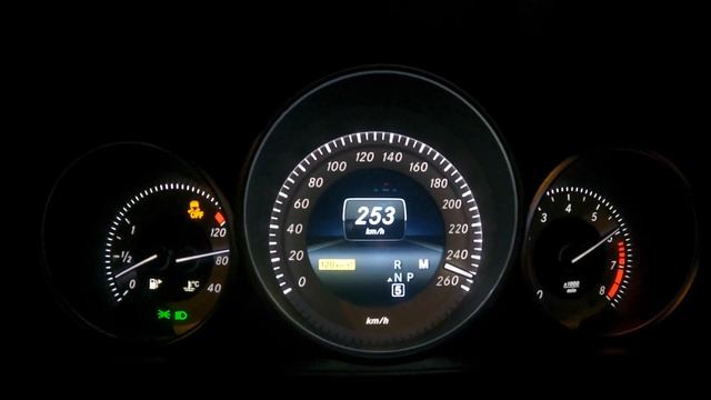2014 Mercedes E300 W212 |0-255km/h| Acceleration & Top Speed (GREAT!!)