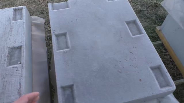 Первые весенние работы на пасеке !!! У каждого разные ;))) 7.03.2021 смотреть онлайн