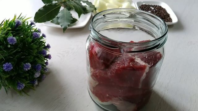 Как ХРАНИТЬ МЯСО БЕЗ ХОЛОДИЛЬНИКА!! 12 месяцев хранения без порчи- тушенка из говядины БЕЗ АВТОКЛАВ смотреть онлайн