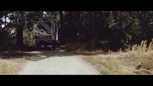 Xplorecamp - projekt "MAMUTH" UNIMOG U3000 - zwiastun смотреть онлайн