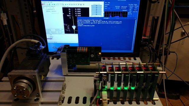 LinuxCNC analog speed controled servo with YAO2 смотреть онлайн