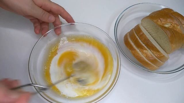 Чайник не успел ещё закипеть, а вкуснятина к чаю уже на столе! Нежнейшие гренки к утреннему чаепити смотреть онлайн