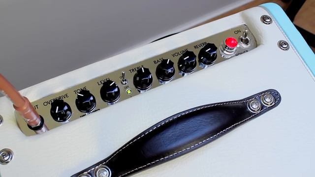 Ibanez TSA5TVR Tube Screamer amplifier смотреть онлайн