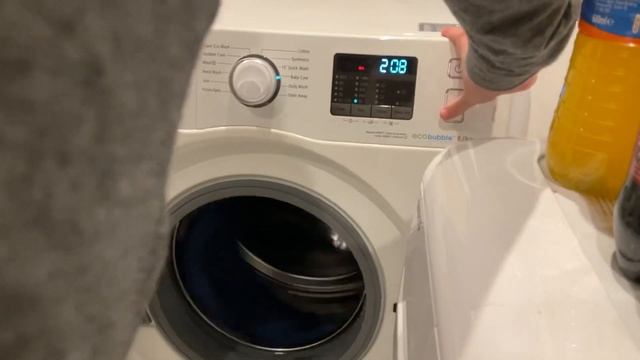 Samsung WF80F5E2W4W - Extremely Unbalanced Service Mode Spin! (From instagram livestream) смотреть онлайн