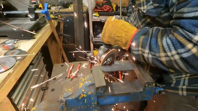 Jacobsen/Homelite Backhoe Build - Slew Pivot смотреть онлайн