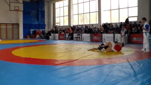 32 ПОЕДИНОК (Sambo.MD 2014 СRMoldova seniori). смотреть онлайн