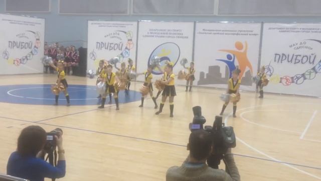 Чемпионат и первенство по черлидингу 2018 Тюменской области г.Ялуторовск смотреть онлайн