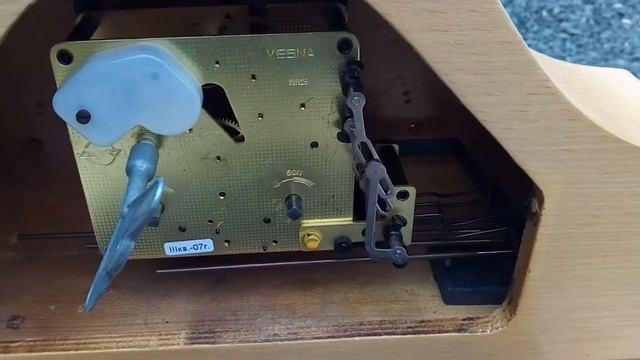 Часы Весна с боем механические настольные смотреть онлайн