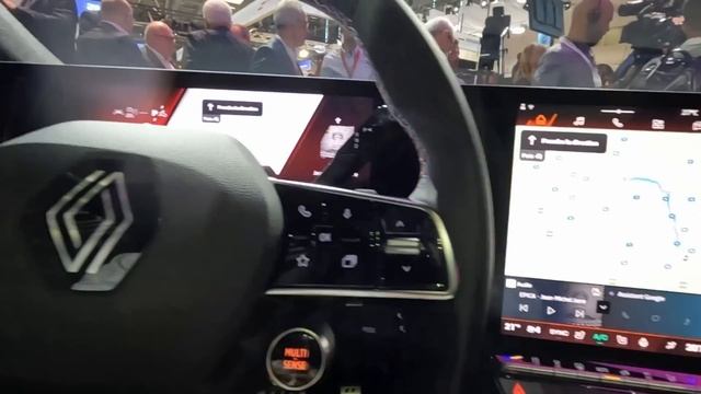 Jag har kollat in nya elbilen Renault Scenic смотреть онлайн