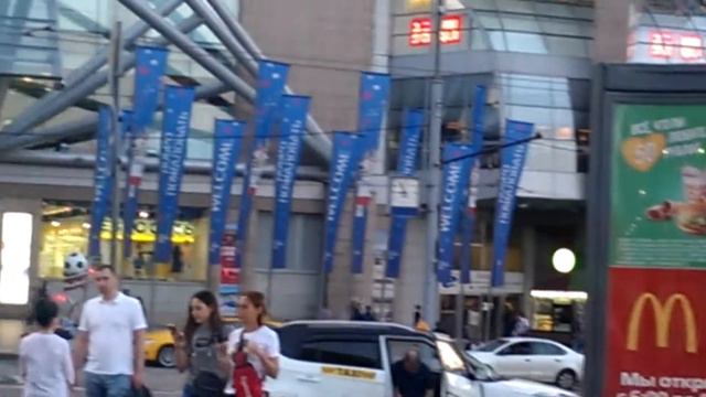 Москва-Киевский вокзал-накануне футбола смотреть онлайн