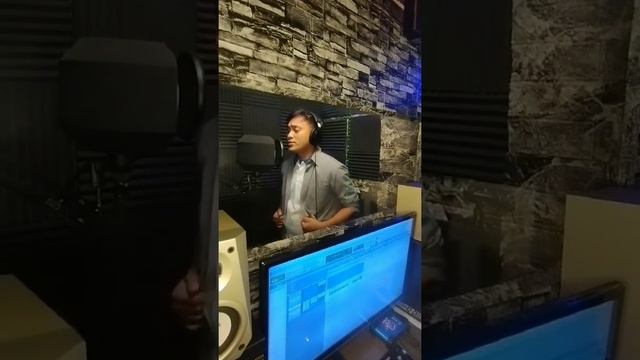 Salamat sa Iyo - Bro. Eli Soriano - Adaptation (Constantly - Cliff Richard) 🤟🏼🙂 смотреть онлайн