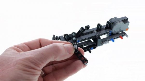 LEGO Technic 42165 Mercedes AMG F1 W14E Performance Pull Back Speed Build Review