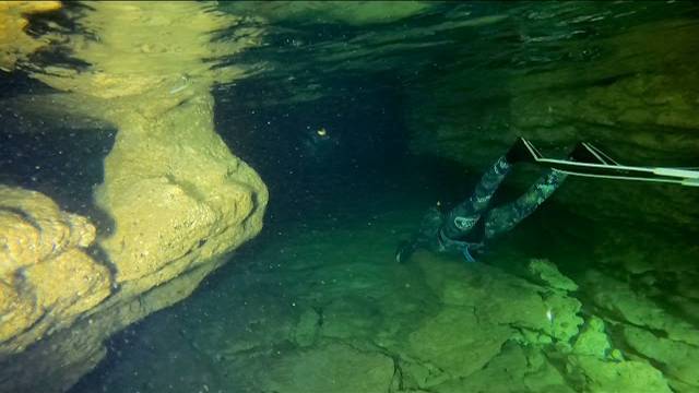 Freediving Tarhankut Caves