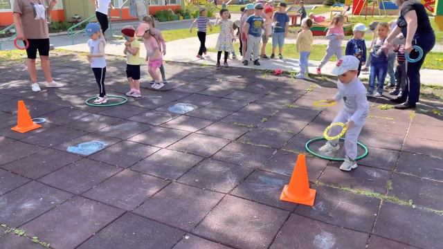 весёлая эстафета ⛹🏽♀️☀️ смотреть онлайн