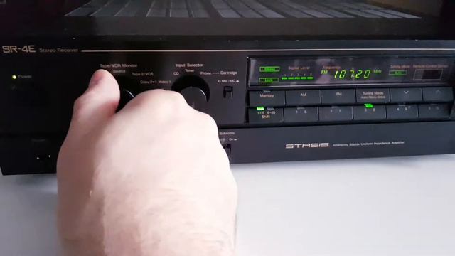 Nakamichi SR-4E Remote Control Stasis Stereo Receiver (1987-89') Test after power and amp repair смотреть онлайн