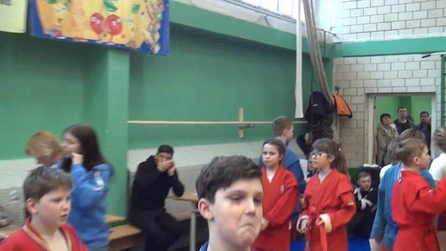 Карпенко Богдан - 3 м. Награждение - 50 кг. Чемпионат КДЮСШ-14 по самбо . 25 февраля 2018. смотреть онлайн