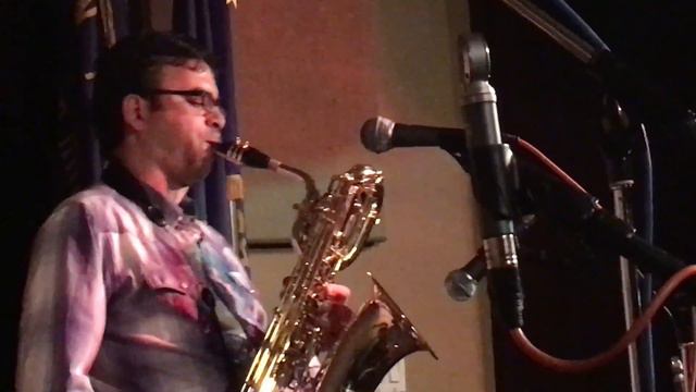 Angel From Montgomery (John Prine-Bonnie Raitt) - Taimur Sullivan, baritone saxophone смотреть онлайн