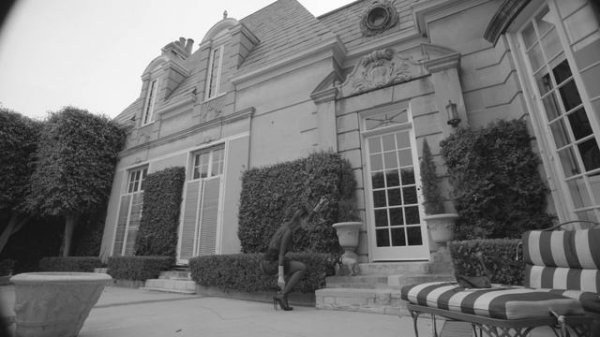 Maison Close x NIIA - Inspiration Divine Dress