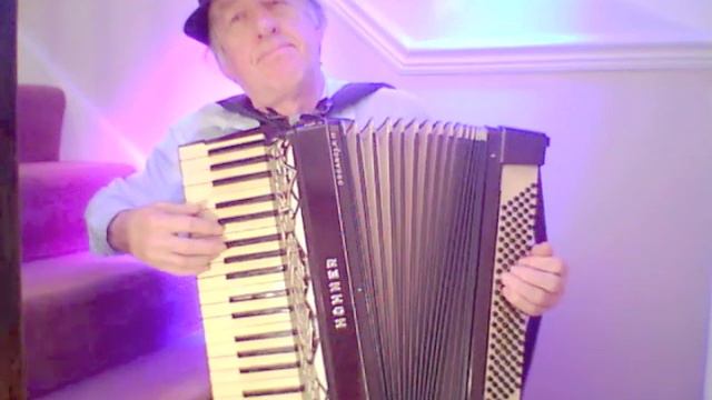Puccini 'e lucevan le stelle' from tosca. Hohner Organola accordion смотреть онлайн