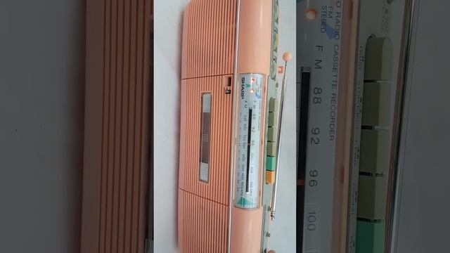 Vintage 1980's Sharp QT-50 Pink Boombox AM/FM Cassette Tape Player смотреть онлайн