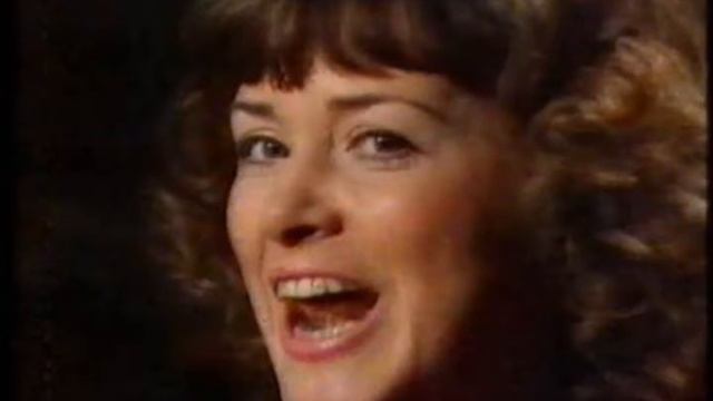 Désirée Edlund "Skoputsarvisan" Violen från Montmartre E. Kalmán смотреть онлайн
