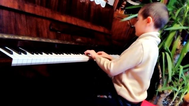 Субхонбердиев Эмир. "Ах вы, сени мои..." Русская народная. смотреть онлайн