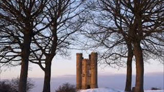 Peter Bradley-Fulgoni plays: Bach Prelude and Fugue in F major BWV 880 смотреть онлайн