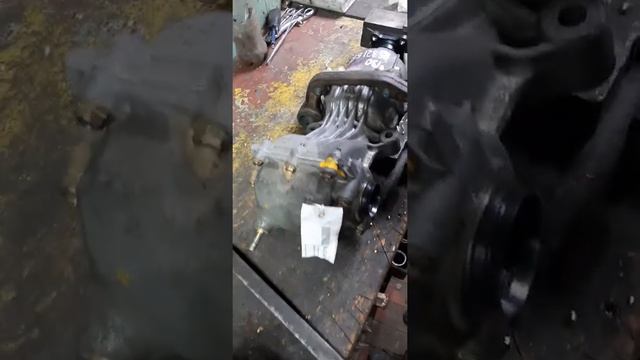 Замена заднего редуктора Nissan X-Trail, 2004 год смотреть онлайн