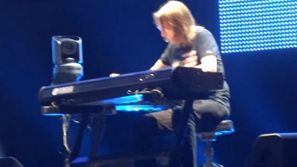 Eric Clapton 70th Birthday Celebration: Before You Accuse Me