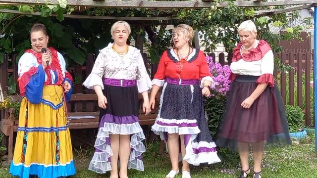 "Не выпрашивай любовь" исп.коллектив " Вдохновение" смотреть онлайн