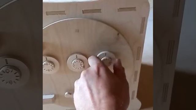 Сейф из дерева смотреть онлайн