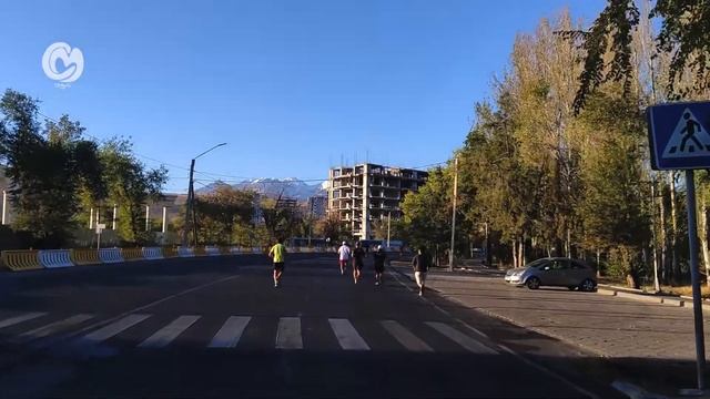 TOYBOSS SNOW LEOPARD RUN- 21k Bishkek Kyrgyzstan ?? - 2021 смотреть онлайн